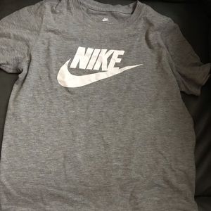 Girls Nike shirt